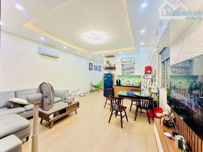 Bán chung cư N3 Nguyễn Công Trứ-DT 83 m2-TẦNG THẤP-CĂN GÓC-3 NGỦ-2 WC-FULL NỘI THẤT - 2