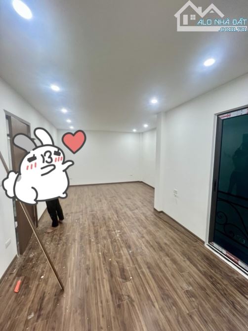 Bán nhà phố Tựu Liệt, bến xe nước ngầm, thông sang Linh Đàm 60m, 5 tầng giá hơn 7 tỷ. - 2