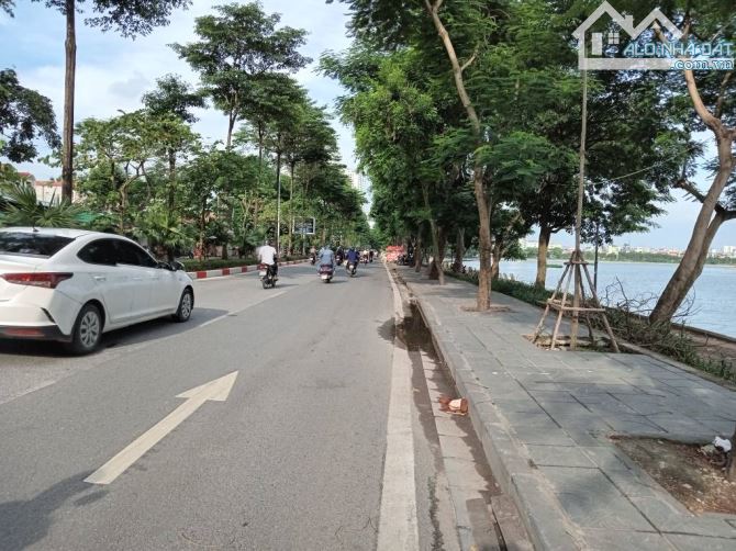 Chủ nhờ bán đất phố Nguyễn Hữu Thọ - Linh Đàm, 515m2 Mặt tiền 26,5m, Giá 169 tỷ - 2