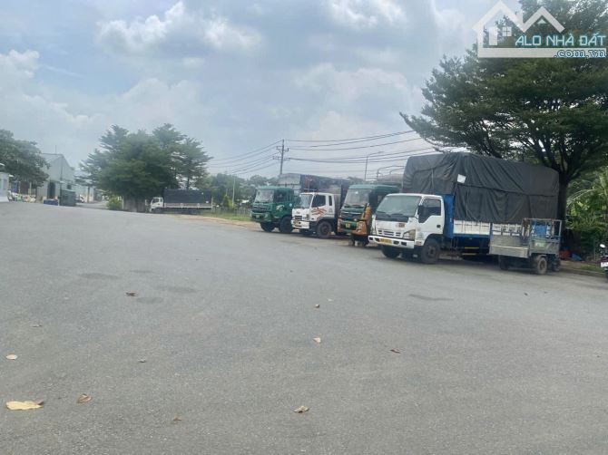 Cho thuê bãi xe 1000m2 trong kcn biên hoà đồng nai giá tốt chỉ 12 triệu quá rẻ - 2