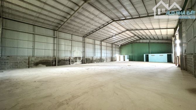 CHO THUÊ KHO KHÔNG CẤM TẢI BMT - 450m2 - SâN đậu cong - 2