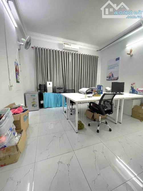 NHÀ MẶT TIỀN ĐƯỜNG SỐ 26 CỰC ĐẸP Q6 – DT 110M² – 4 TẦNG 7 PN– KINH DOANH ĐA NGÀNH - 2