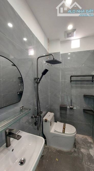 Bán nhà  Tô Hiệu,  Hàng Kênh, Lê Chân . 3,995 tỷ , 4 tầng , 46m. - 2
