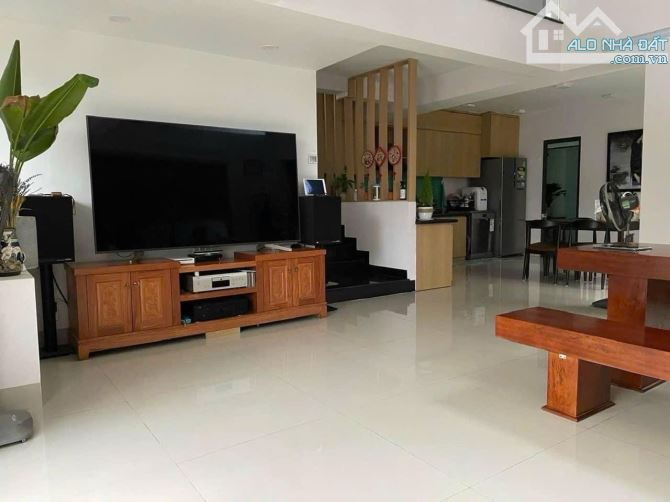 Cần bán căn BIỆT THỰ tại KQH NGỌC ANH - PHẠM VĂN ĐỒNG - HUẾ - Chỉ 5,xx tỷ/ 170m2 đất - 2