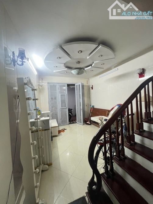 Bán nhà Trần Duy Hưng - 52m2 -  5 tầng - 13.5 tỷ - 2