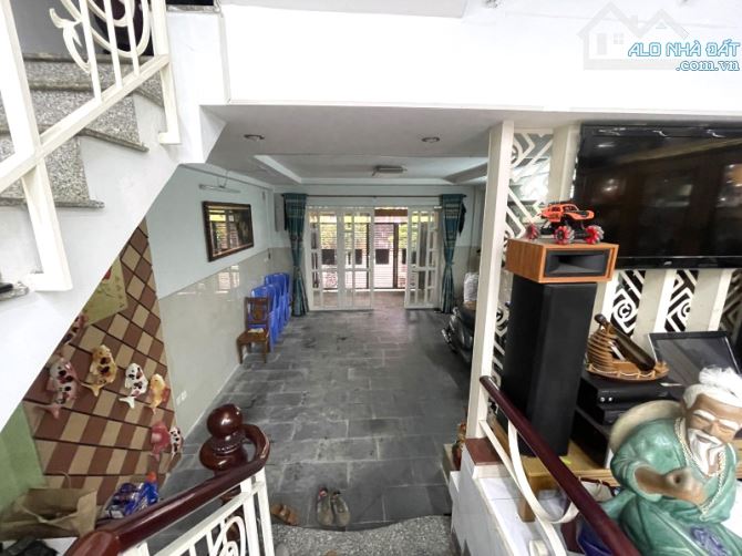 Bán Nhà 4 tầng Tô Ngọc Vân Thủ Đức – 85m² – Đường 10m – vị trí đắt giá chỉ hơn 10 tỷ - 2