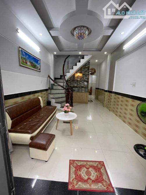 💥  HẺM XE HƠI - KHU DREAMHOME - NHÀ 3 TẦNG - 4.1X10M- GIÁ NHỈNH 5 TỶ - 2