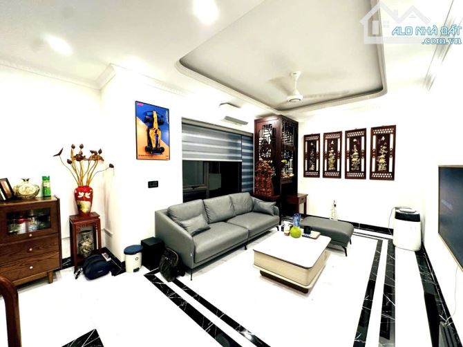 45 M², 6 TẦNG, 6.x TỶ, NHÀ ĐẸP, NỘI THẤT XỊN SÒ, XÂY ĐỘC LẬP, GẦN PHỐ VŨ XUÂN THIỀU - 2