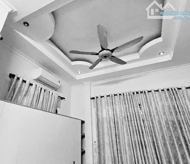 🏠 BÁN NHÀ HẺM KINH DOANH NGUYỄN THỊ TẦN – P.2, QUẬN 8 – NGANG 5.3M – 3 TẦNG – CHỈ 90TR/M² - 2