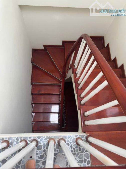 CẦN BÁN NHÀ VÕNG THỊ TÂY HỒ 50m2, 5 TẦNG MẶT TIỀN 3,7m GIÁ  15.2 TỶ - 2