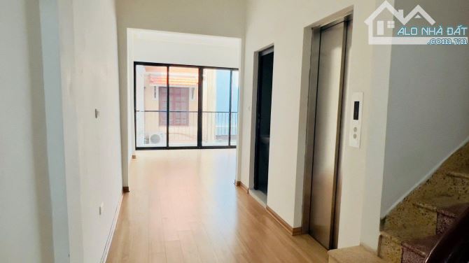 Cho thuê nhà ngõ Giang Văn Minh 60m2 x 6 tầng MT4m5 giá 35tr/tháng - 2