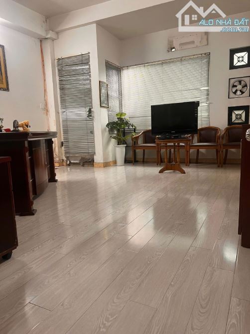 ✨ NHÀ ĐẸP 4 TẦNG – FULL NỘI THẤT CAO CẤP – NGUYỄN XÍ – 90M² (NGANG 5M) – GIÁ 9.1 TỶ ✨ - 2