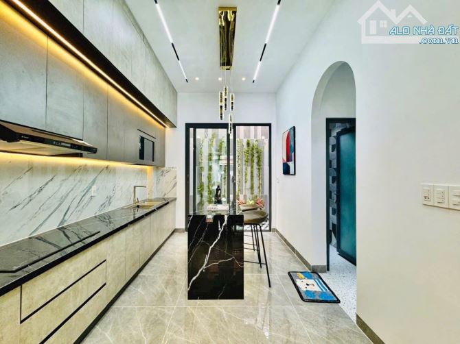 Giá chỉ 2.59 tỷ nhà 50m² Bùi Đình Tuý, P24, Bình Thạnh thích hợp an cư - đầu tư. Hẻm oto - 2