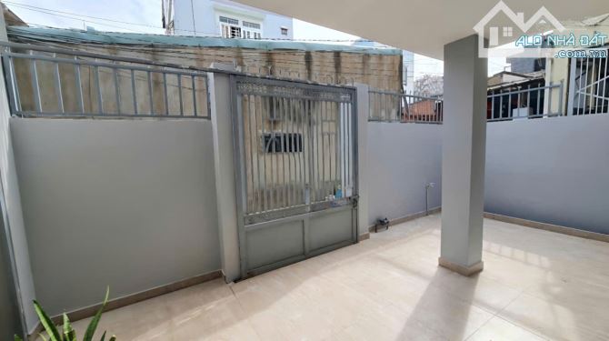 Nhà 7x13, 1 trệt 1 lầu, 3pn 2wc, sân đậu 10 xe máy. gần đường Tam Bình - 2