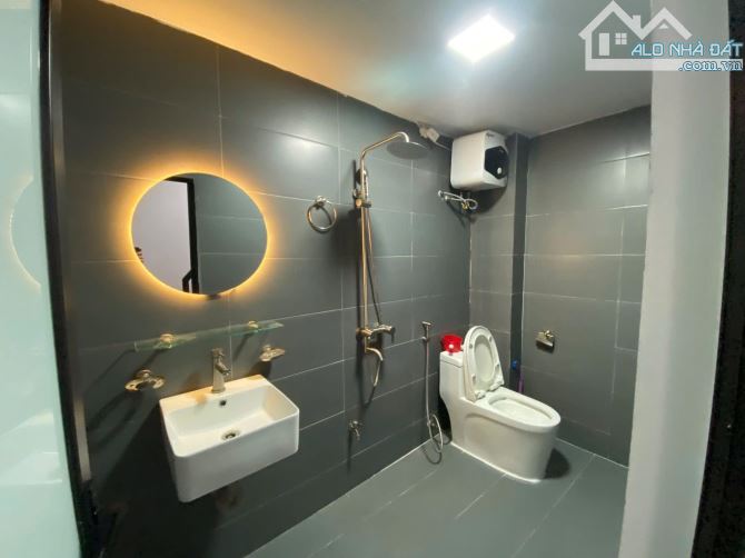 Hiếm Đẹp! Trung phụng- khâm thiên, 40m -5 tầng rộng thoáng, gần Phố ở ngay - 2