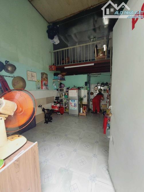 Bán dảy trọ 38p thu nhập 80tr/th Mặt tiền đường 79 PLA Q9 DT 604m2 Giá 38 Tỷ - 2