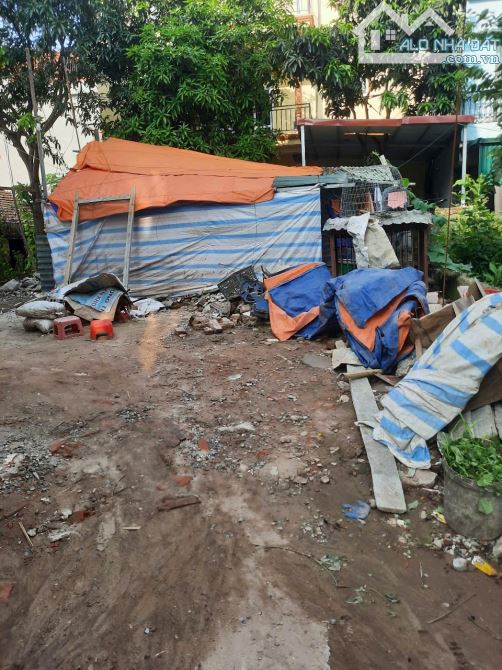 Bán mảnh đất đẹp Lạc Thị Ngọc Hồi 40m sổ đỏ giá 4,1 tỷ ô tô vào gần - 2