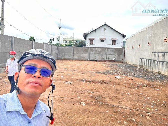 42.8 tỷ-GẤP BÁN 914m2 -23,8 x34m, HẼM 8m ĐƯỜNG ĐÌNH PHONG PHÚ ,P. tăng nhơn phú b,thủ đức - 2