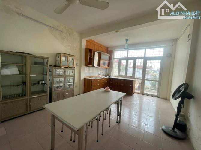 Bán nhà Phân Lô Kim Đồng  58m2 – 6 tầng – 21.5 tỷ – Vị trí đẹp ô tô tránh – Vỉa hè rộng – - 2