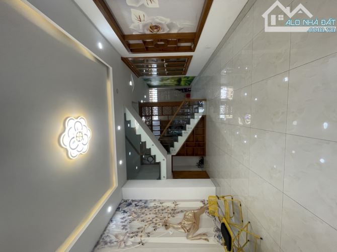 Bán nhà ( 4 X 16 ) hẻm nhựa 12m khu đồng bộ, 4 tầng còn mới chỉ 6,75 tỷ. - 2