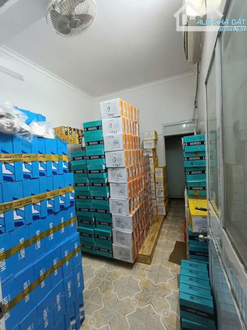 SIÊU PHẨM HÀNG ĐẬU- PHỐ CỔ VÍP 18M X 5 TẦNG KHUNG BÊ TÔNG NHỈNH 5 TỶ-- KHÔNG CÓ CĂN THỨ 2 - 2