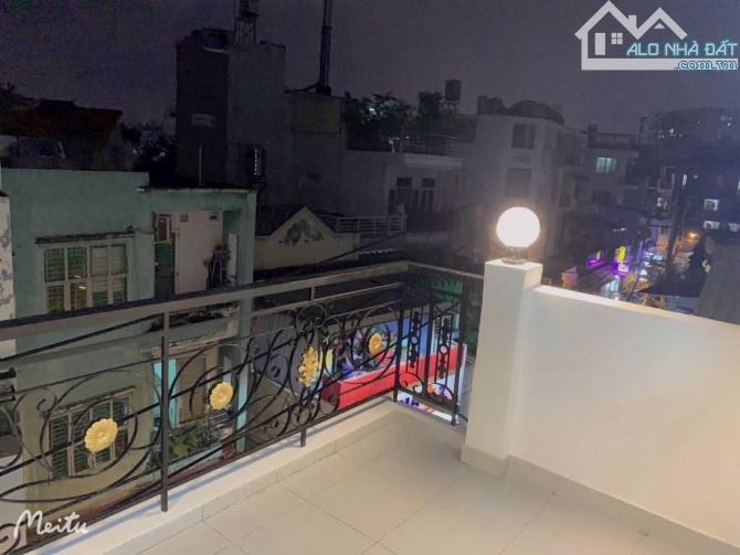 MẶT TIỀN KINH DOANH NGUYỄN THƯỢNG HIỀN PHÚ NHUẬN - 4 TẦNG - 41M2 - 10.X TY - HĐT 28TR - 2