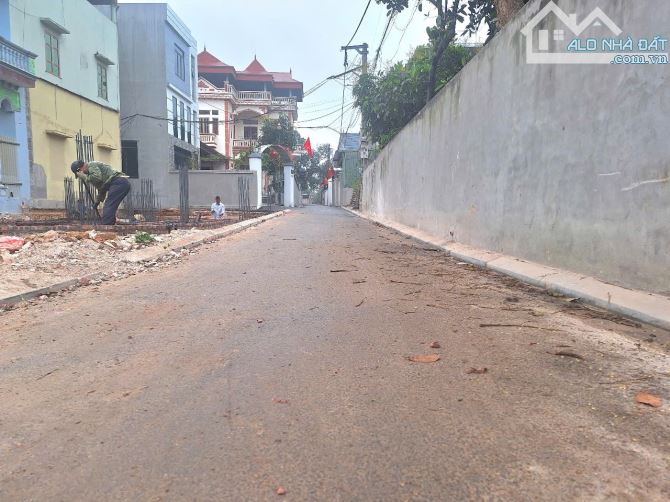 HÀNG ĐẸP GIÁ TỐT      DUY NHẤT 1  Lô góc 71.9m CÁN KHÊ- NGUYÊN KHÊ        ĐƯƠNG OTO TRÁNH - 2