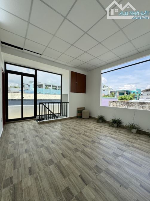# Kiệt 3.5m thẳng 30m ra Trưng Nữ Vương gần Cầu Rồng, 40m2, 3 tầng, 3 mặt thoáng, 3.xx tỷ - 2