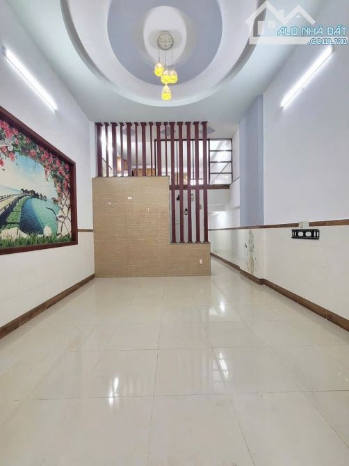 BÁN NHÀ VỊ TRÍ VIP – NGAY NHÀ THỜ DĨ AN, SÁT ĐƯỜNG TRẦN HƯNG ĐẠO- CHỈ NHỈNH 4 ĐỒNG - 2