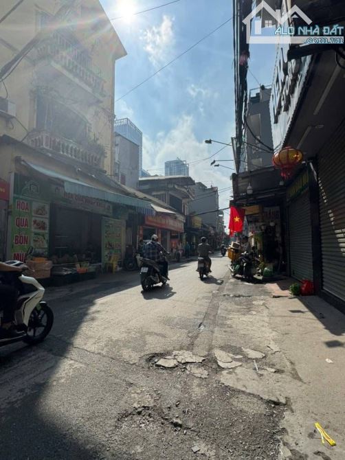 CỰC HIẾM PHÚ ĐÔ - 53M2 - 11,2 TỶ - DÂN XÂY CHẮC CHẮN - 5M RA PHỐ. - 2