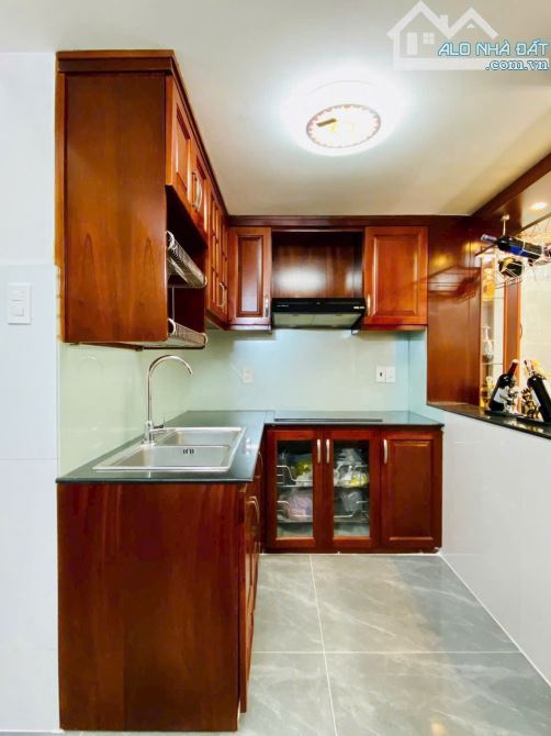 Bán nhà Gò Vấp - Giá tốt, sổ hồng riêng! Giá 2 tỷ 150 với 38m² xây 1 trệt 3 lầu, gần chợ - 2