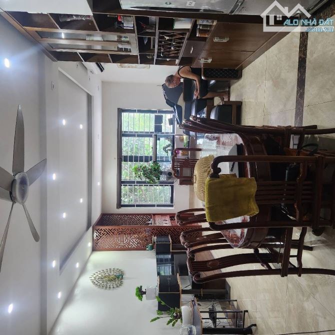 BÁN NHÀ LK DƯƠNG NỘI HÀ ĐÔNG_PHÂN LÔ VỈA HÈ_GẦN AEON MALL_TẶNG NỘI THẤT_DT:50M_GIÁ:13,3 TỶ - 2