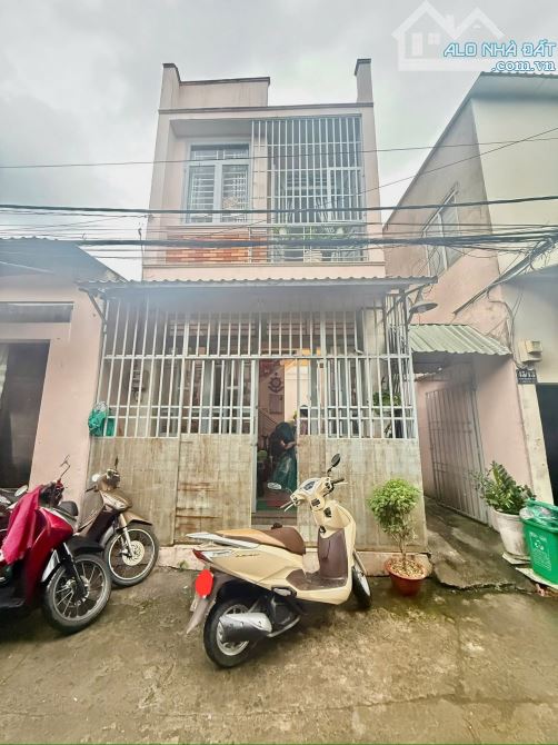 NHÀ 2 TẦNG (4,8m x 15m) - GẦN NGÃ TƯ AN SUONG - HẺM TRƯỚC NHÀ 5M - 1/ SONG HÀNH - 2