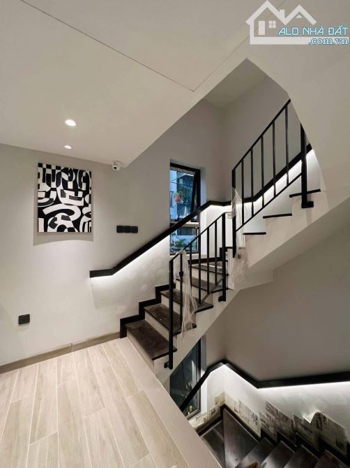 Chủ ngộp vốn làm ăn cần bán nhà ngay KDC Lê Thánh Tôn, Q1 - Giá 6tỷ590/40m2. Sổ hồng riêng - 2
