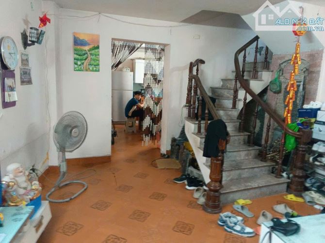 BÁN ĐẤT TẶNG NHÀ 4 TẦNG - PHỐ TÂY KẾT GẦN BẠCH ĐẰNG - Ô TÔ TẢI ĐỖ CƯẢ  - KHU VỰC HIẾM NHÀ - 2