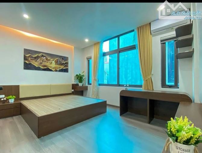 CHỈ 8.XX TỶ - 45M BÁN NHÀ NGỌC THUỴ- GẦN Ô TÔ- GẦN NHÀ VĂN HOÁ - THANG MÁY- FULL NỘI THẤT. - 2