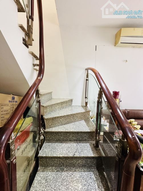 NHÀ 2 TẦNG GÒ VẤP - 39m² HẺM 6M - NGUYÊN HỒNG - nhỉnh 4 TỶ - 2