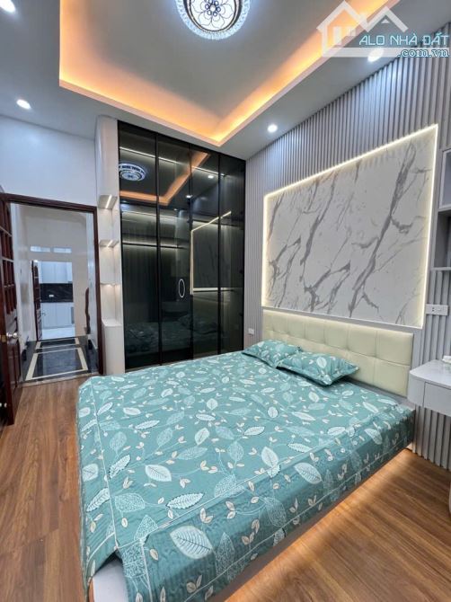 NHÀ MỚI ĐẸP 6 TẦNG KIÊN CỐ GẦN ĐH Y, TÔN THẤT TÙNG, ĐỐNG ĐA, VỊ TRÍ ĐẸP, NHỈNH 7 TỶ - 2