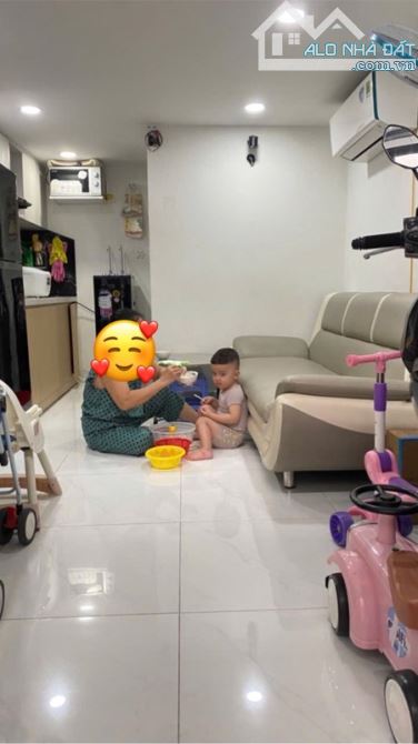 Bán nhà hẻm 118 Bùi Văn Ba P Tân Thuận Đông Quận 7. 19m2 - 2