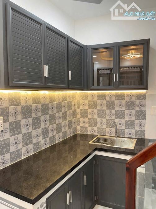 Bán nhà hẻm 861 Trần Xuân Soạn P Tân Quy Quận 7. 16m2 - 2