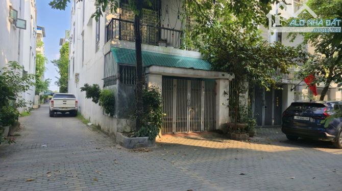 CẦN CHO THUÊ NHÀ NGUYÊN CĂN, 4 TẦNG KHU ĐÔ THỊ AO SÀO( LÔ GÓC) HOÀNG MAI HÀ NỘI - 2
