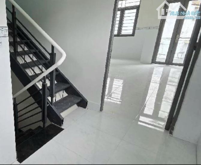 Bán nhà giáp Bà Hom 41m2 4 tầng nhỉnh 4 tỷ vào ở ngay - 2