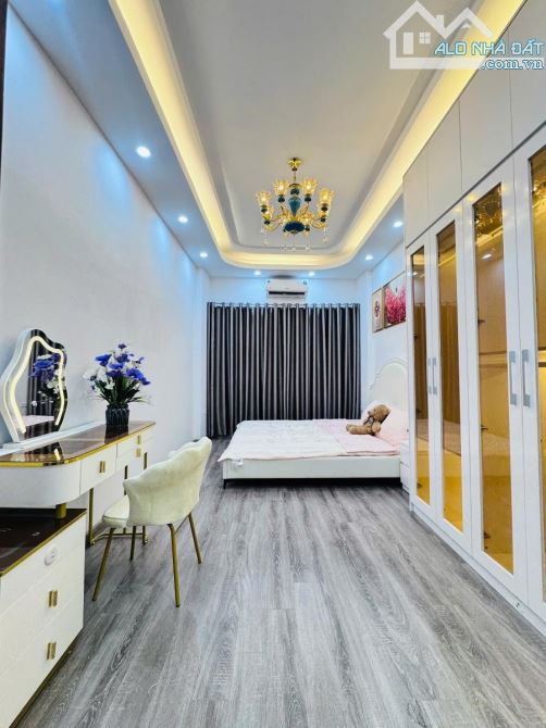 Căn duy nhất! 40m ra mặt phố Minh Khai, ô tô đỗ cửa, kinh doanh, nhà đẹp ở ngay, 35m2 * 5T - 2