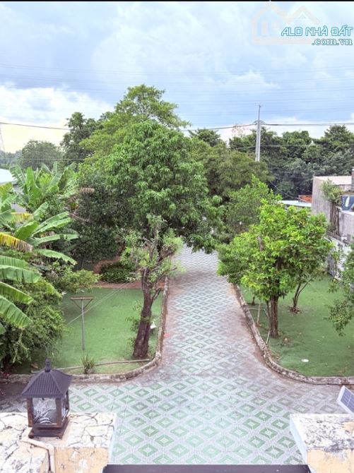 Biệt thự lớn 1200m2 full thổ cư, mặt tiền đường Huỳnh Thị Na, Hóc Môn. - 2
