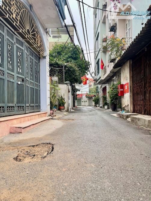 Bán mảnh đất tại An Dương Vương, Ngõ thông ô tô, kinh doanh 64m2 mt 3.5m Giá 9.x tỷ - 2