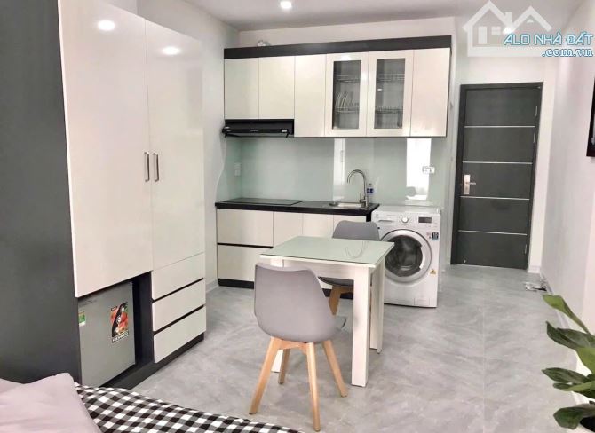 Bán gấp tòa CHDV mặt ngõ phố Quang Tiến . Ô Tô đỗ cửa .30M ra phố . 100M -27 phòng . 26 tỷ - 2