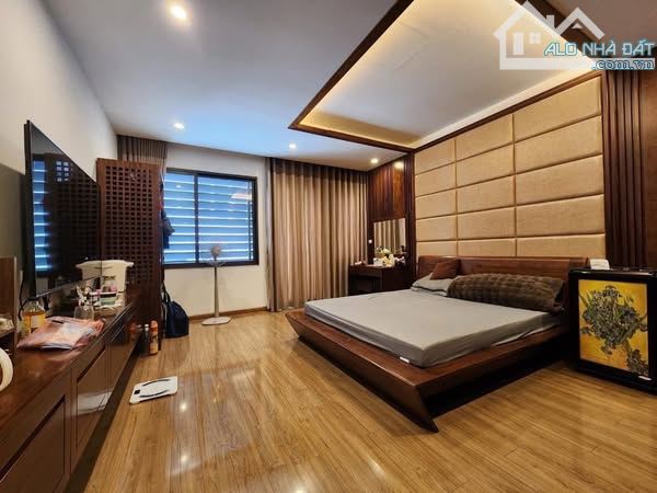 Siêu Phẩm Ngọc Hà 50m, 5 Tầng , Ô Tô Đỗ , Dân Xây , Sát Phố , Cạnh Lăng Bác , 2 Thoáng - 2