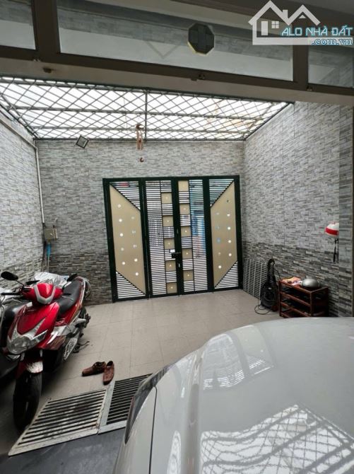 🏠BÁN NHÀ 5 TẦNG  CÓ THANG MÁY – TÂN THỚI NHẤT 12, Q12  DT,➡️ 110 m² (5x20) – 1 trệt, 4 lầ - 2