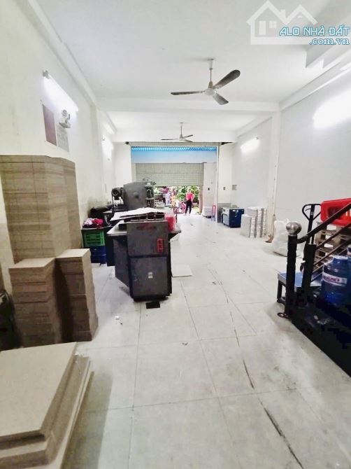 Mặt tiền nội bộ khu Tên Lửa - Chợ Da Sà - 5x20m - 4 tầng - Đang kinh doanh phát đạt - 2