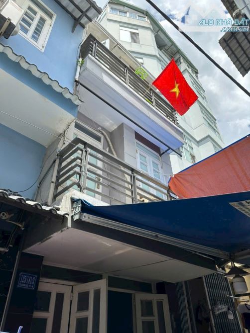 Bán nhà 3 tầng, hẻm xe hơi Nguyễn Thị Tần (P2 Q8 cũ) P.Chánh Hưng, gần Q1, Q5. Giá 2,98ty - 2